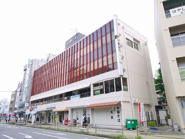 シティロイヤル富雄駅前の外観