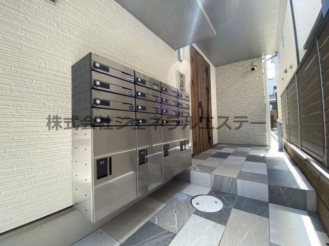 【エントランス】 | クリエオーレ明和 | 落ち着いたエントランスです