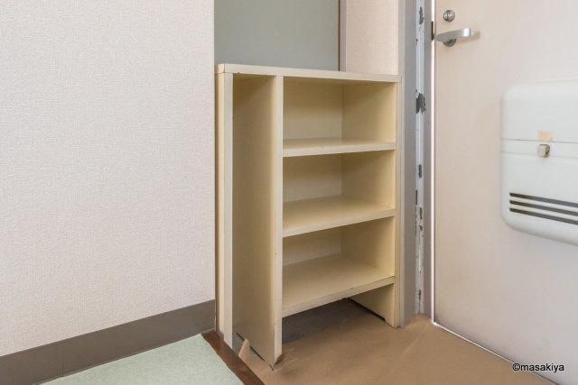 本郷マンションの玄関