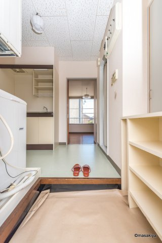 本郷マンションの玄関