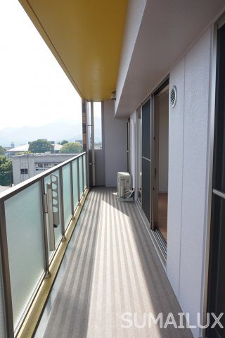 熊本市中央区京町本丁の賃貸マンションのバルコニー