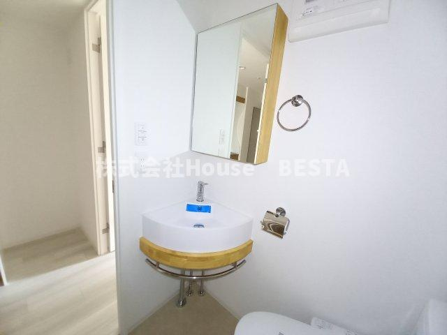 セレニテ神戸西クレアの独立洗面台