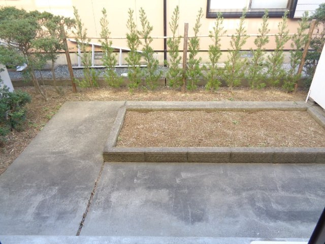 テラスハウス土屋の庭