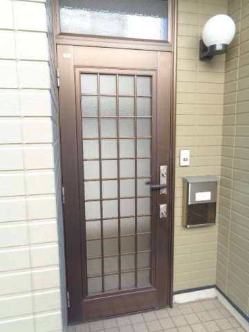 テラスハウス土屋の玄関