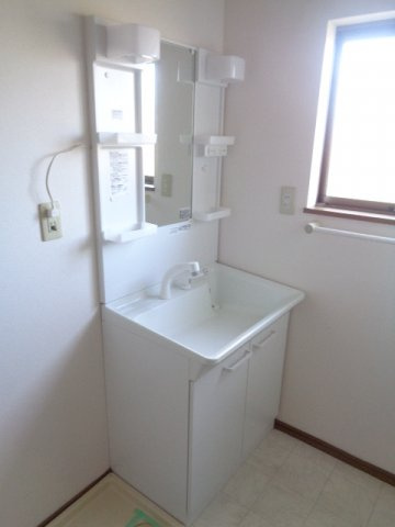 テラスハウス土屋の独立洗面台