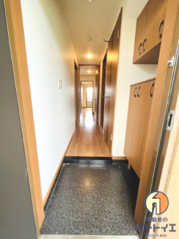 エバーグリーン国武の玄関|きれいな玄関です♪