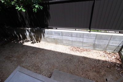 【庭】 | 五色山ヒルズ