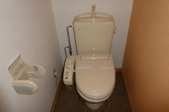 アヴェニールのトイレ|ウォシュレット