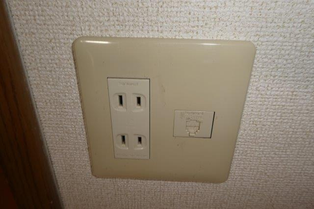 アヴェニールの設備|電話モジュラー