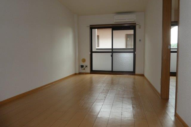 アヴェニールの居間・リビング