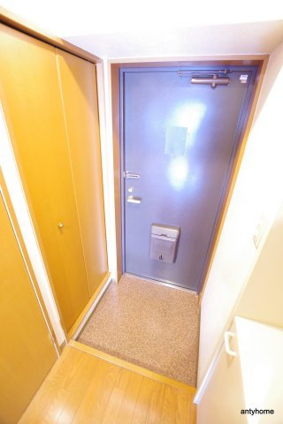 プレサンス梅田西　仲介手数料無料の玄関