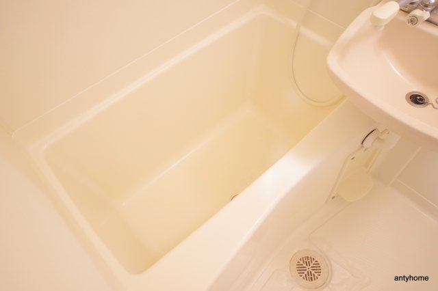 プレサンス梅田西　仲介手数料無料の浴室