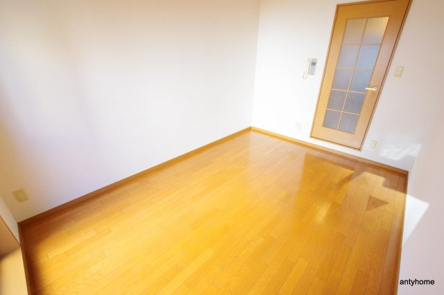 プレサンス梅田西　仲介手数料無料の洋室