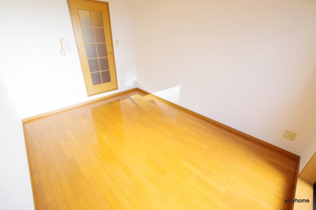 プレサンス梅田西　仲介手数料無料の居間・リビング