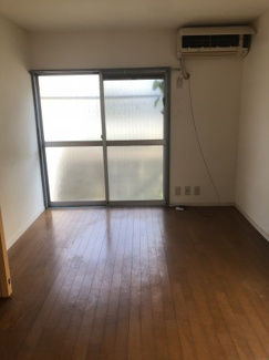 【洋室】 | 高美ハウス