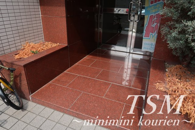 サンシャイン香里園Ⅱのエントランス|入り口エントランス