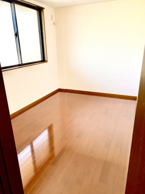 【洋室】 | フローラ重根