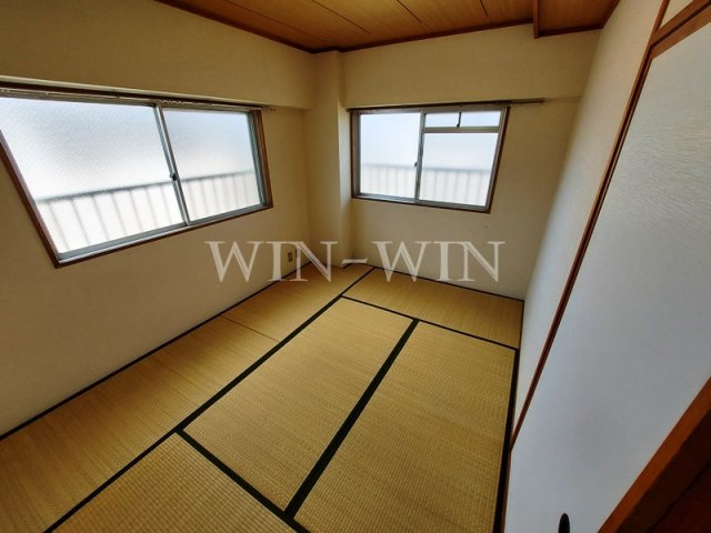 アスカ Ⅱの寝室