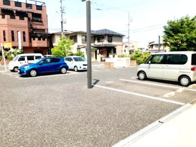 【駐車場】 | ドミール旭B棟