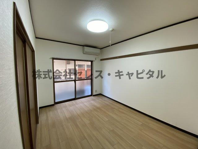 ビッグファームの洋室|ゆったりした洋室です