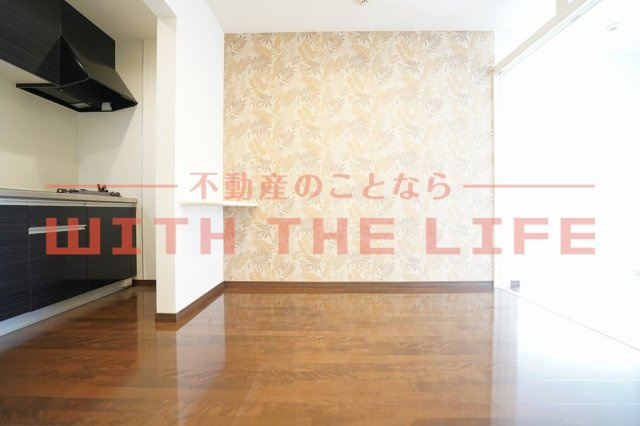 レイナス花絣【キャッシュバック対象物件】の居間・リビング|ゆったり過ごせるリビングです