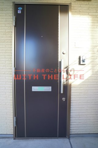 レイナス花絣【キャッシュバック対象物件】の玄関|ゆったりとした玄関です