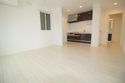 【居間・リビング】 | 北桜塚レジデンス | 別室の写真使用