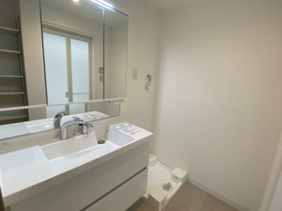 【独立洗面台】 | 西長堀ドリームマンション