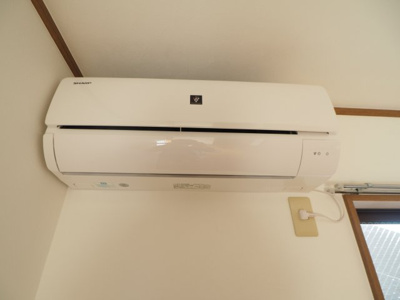 【設備】 | コーポゆめの木B | 収納もある玄関です