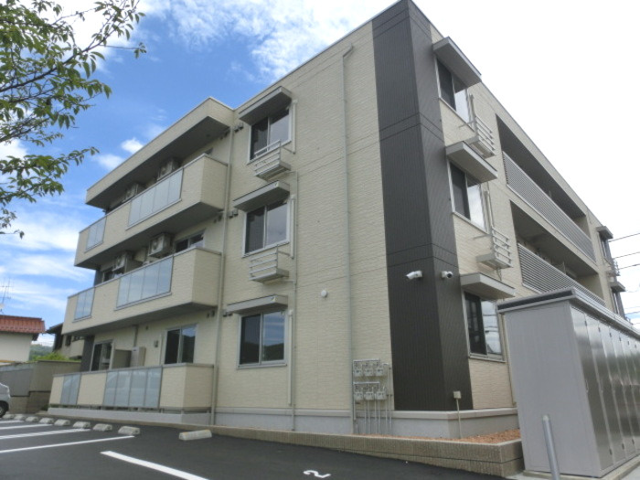 メセナ吉行の外観