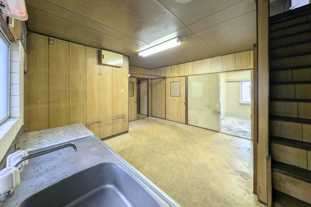 【居間・リビング】 | 池田店舗付住宅