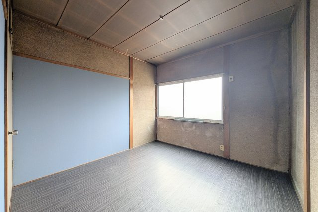 【洋室】 | 池田店舗付住宅