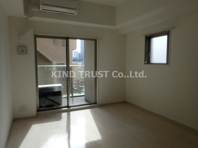 レジデンス南森町の居間・リビング|おしゃれなリビングです