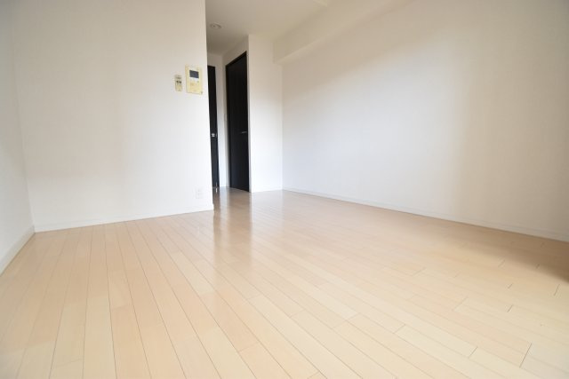 S-RESIDENCE難波EASTの洋室