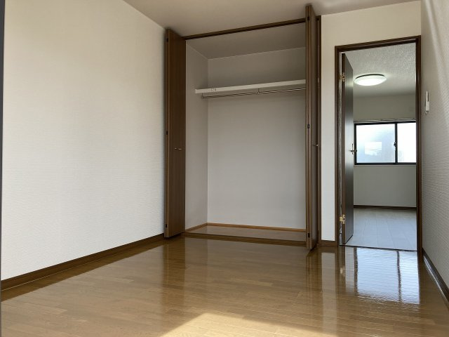 アクティブシティ高屋　Ｃ棟の洋室