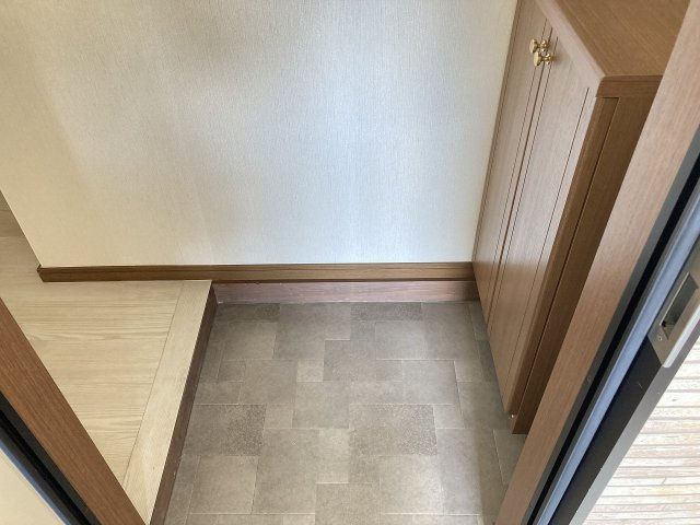 アクティブシティ高屋　Ｃ棟の玄関