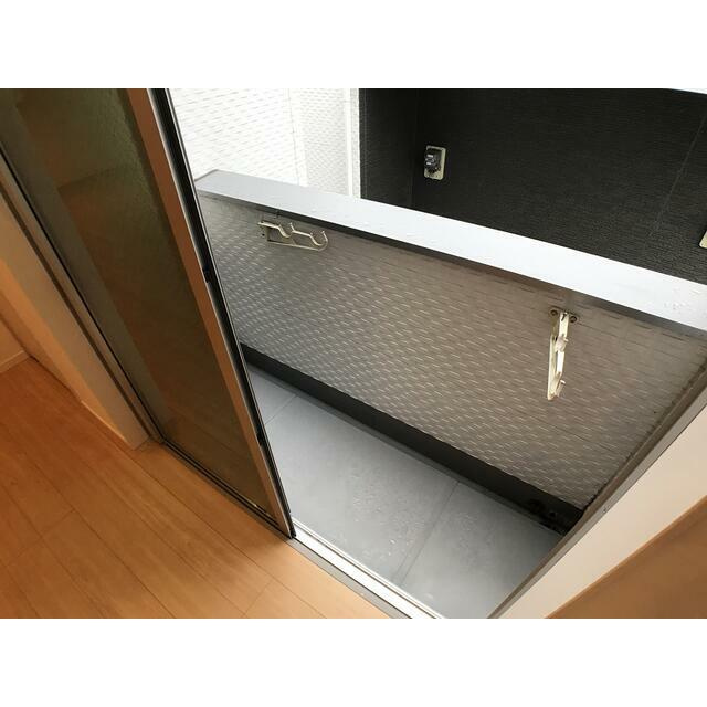 熊本市西区二本木４丁目のアパートのバルコニー