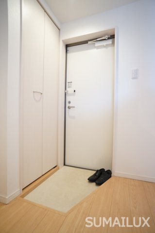 熊本市西区二本木４丁目のアパートの玄関