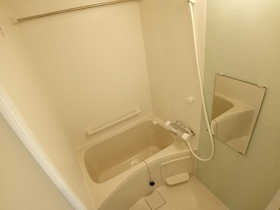 【浴室】 | クレイノフローラ西長洲