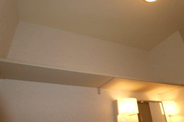 グランマストティアラＡの洗面所|洗面所棚