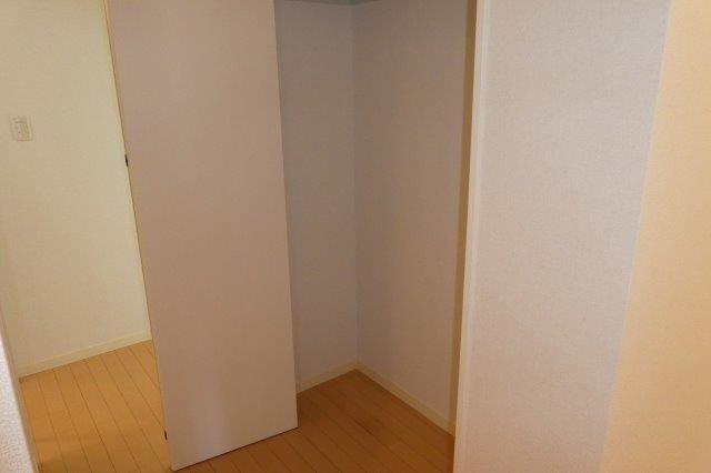 グランマストティアラＡの収納|廊下収納