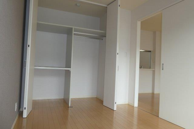 グランマストティアラＡの収納|洋室