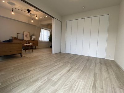 【洋室】 | サンハイツ南堀江