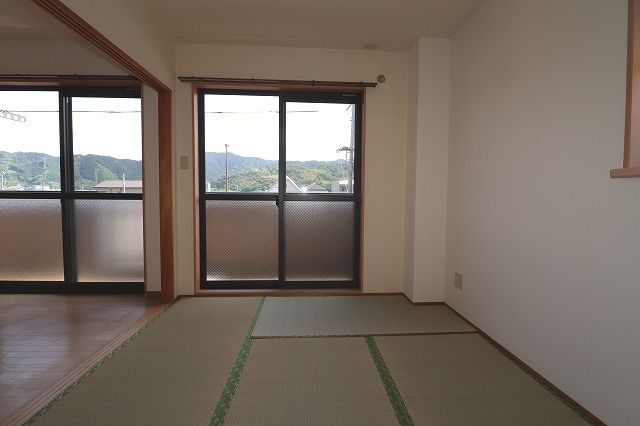 ボナール秋の月の和室|和室、ちょっとしたくつろぎスペースにいかがでしょうか