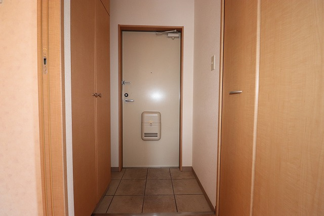 ボナール秋の月の玄関|落ち着いた玄関です