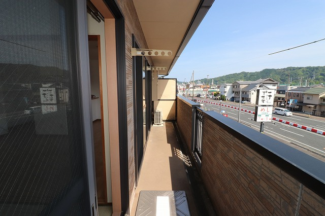 ボナール秋の月のバルコニー|陽当たり良好なバルコニーです