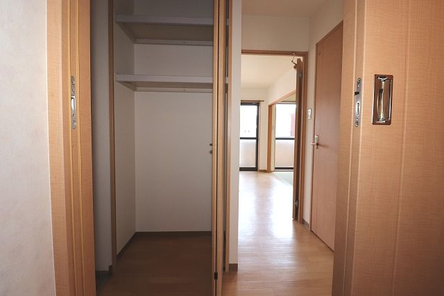 ボナール秋の月の内装|おしゃれな内装です