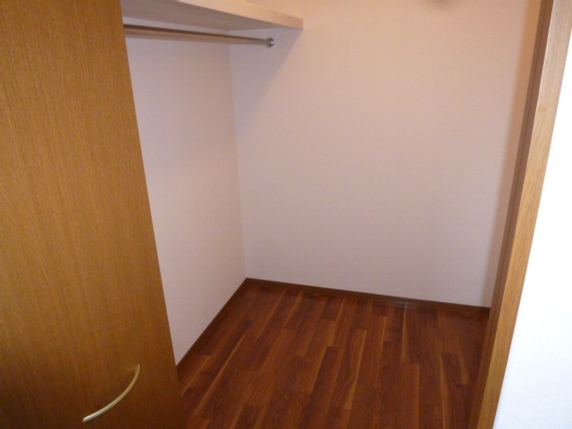 サンセール連島Ｂの収納|ウォークインクローゼット