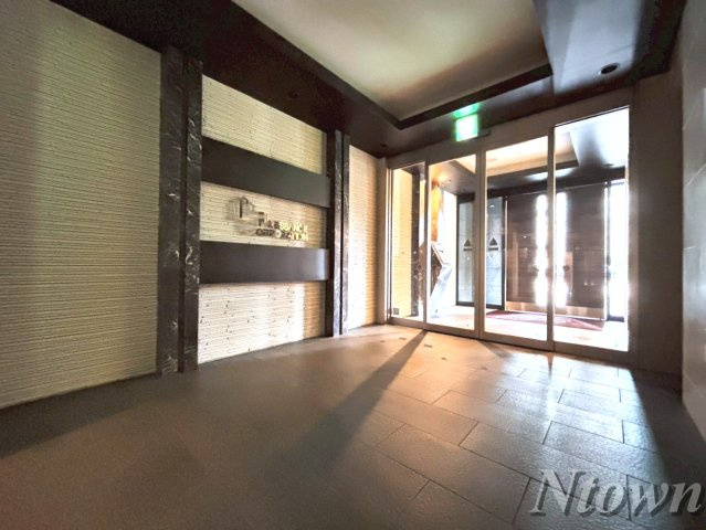 【ロビー】 | プレサンス大曽根駅前ファースト | 落ち着いたロビーです
