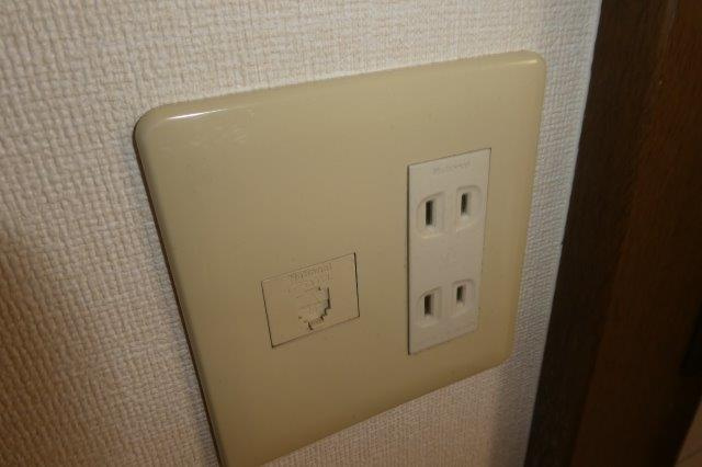 アプローズの設備|電話モジュラー